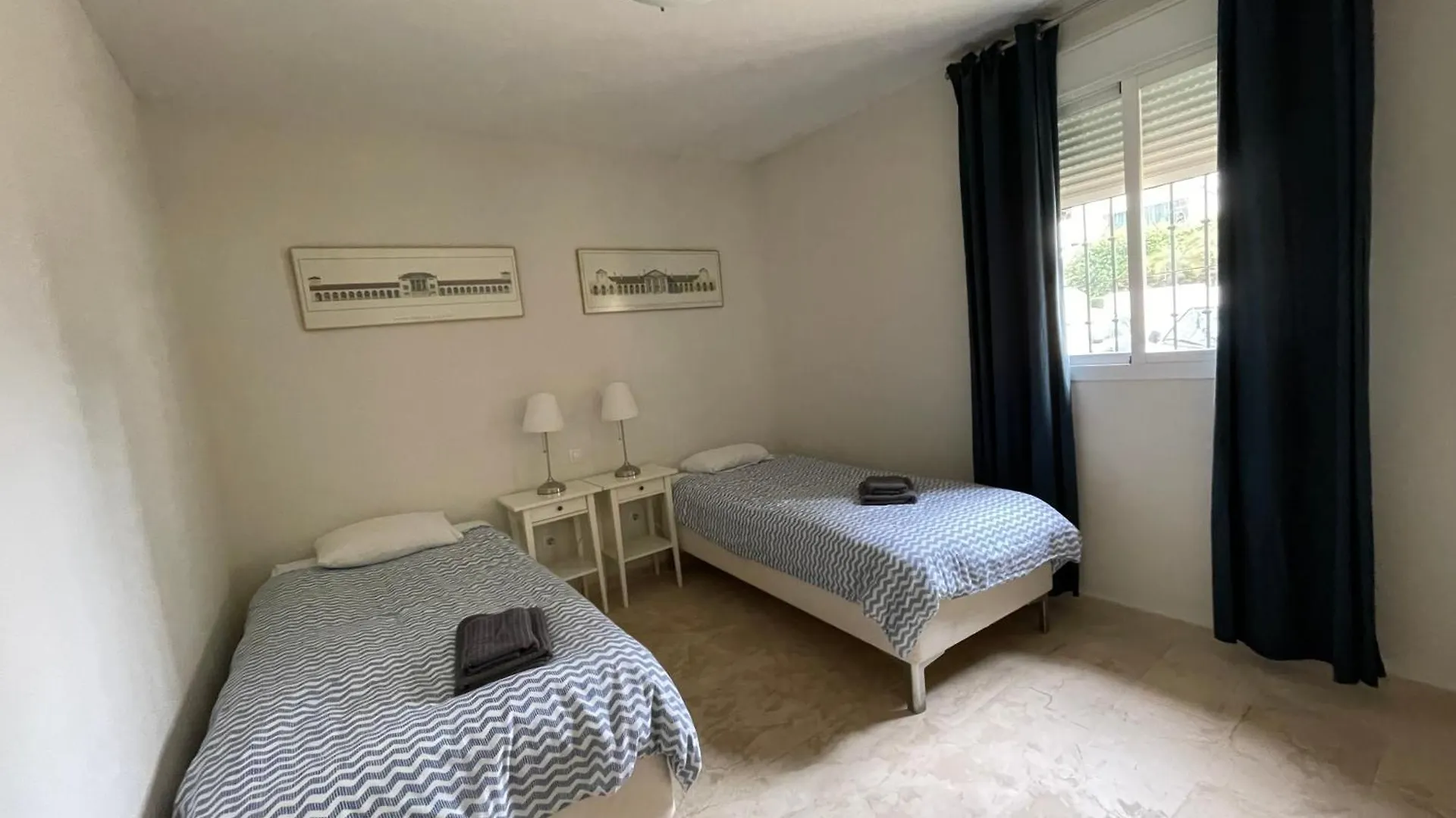Intermobiliaria Rentals - Puerto Alto B4 6 Estepona Apartment